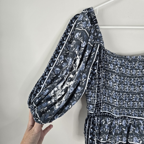 Jen's Pirate Booty Roma Finn Smocked Puff Sleeve Top Size S Blue/White Paisley - Picture 5 of 12